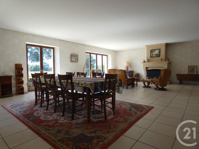 Afficher la photo en grand maison à vendre - 7 pièces - 290.0 m2 - BETAILLE - 46 - MIDI-PYRENEES - Century 21 Cabinet Théron