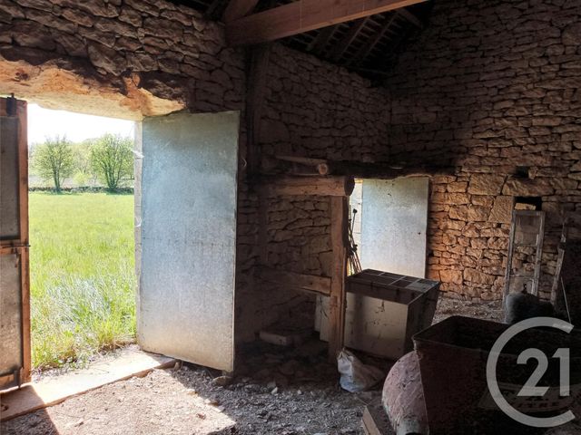 Afficher la photo en grand terrain à vendre - 9800.0 m2 - SARRAZAC - 46 - MIDI-PYRENEES - Century 21 Cabinet Théron
