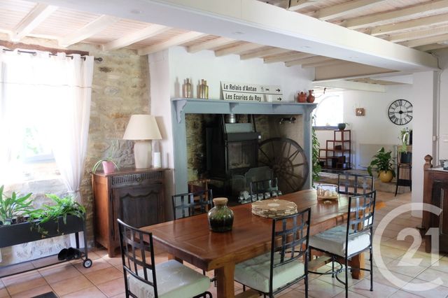 maison à vendre - 6 pièces - 182.0 m2 - LES QUATRE ROUTES DU LOT - 46 - MIDI-PYRENEES - Century 21 Cabinet Théron