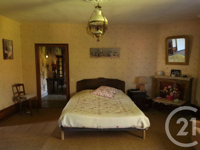 maison à vendre - 9 pièces - 241.3 m2 - MARCILLAC LA CROZE - 19 - LIMOUSIN - Century 21 Cabinet Théron