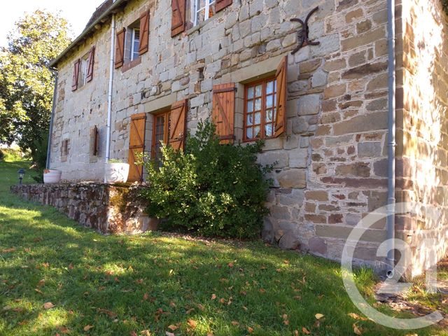 maison à vendre - 9 pièces - 241.3 m2 - MARCILLAC LA CROZE - 19 - LIMOUSIN - Century 21 Cabinet Théron