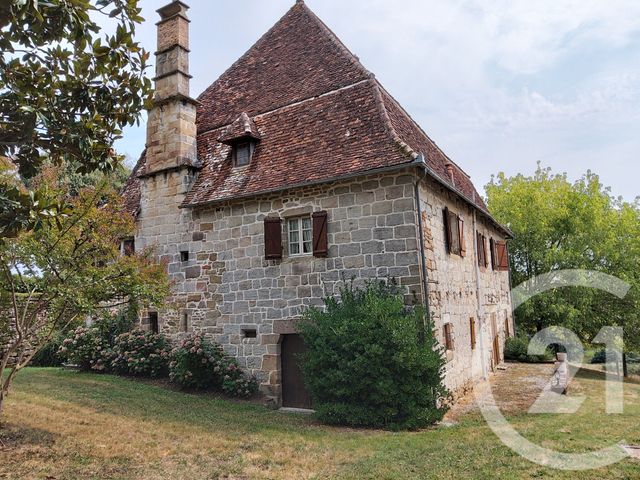 maison à vendre - 9 pièces - 241.3 m2 - MARCILLAC LA CROZE - 19 - LIMOUSIN - Century 21 Cabinet Théron