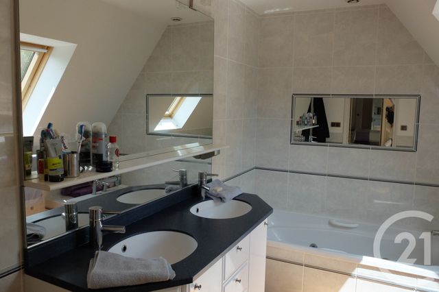 maison à vendre - 5 pièces - 187.0 m2 - ST JEAN LESPINASSE - 46 - MIDI-PYRENEES - Century 21 Cabinet Théron