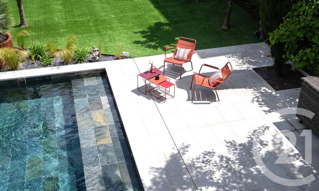 maison à vendre - 7 pièces - 261.0 m2 - BRIVE LA GAILLARDE - 19 - LIMOUSIN - Century 21 Cabinet Théron