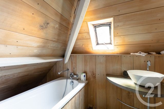 maison à vendre - 7 pièces - 195.0 m2 - BASSIGNAC LE BAS - 19 - LIMOUSIN - Century 21 Cabinet Théron