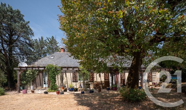 maison à vendre - 10 pièces - 249.0 m2 - SARRAZAC - 46 - MIDI-PYRENEES - Century 21 Cabinet Théron