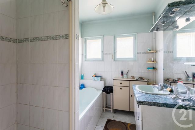 maison à vendre - 4 pièces - 103.5 m2 - VAYRAC - 46 - MIDI-PYRENEES - Century 21 Cabinet Théron