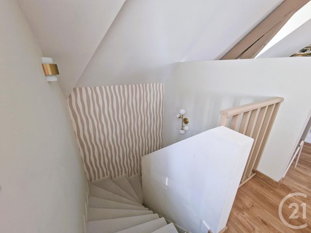Appartement à vendre - 3 pièces - 87.55 m2 - BRIVE LA GAILLARDE - 19 - LIMOUSIN - Century 21 Cabinet Théron