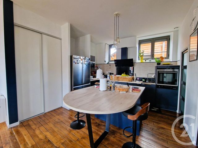 Appartement F5 à vendre - 6 pièces - 162.45 m2 - BRIVE LA GAILLARDE - 19 - LIMOUSIN - Century 21 Cabinet Théron